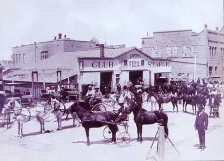 phoenixstable1898.jpg