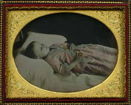 Quarter_Dag_Child_Po#32E6A7