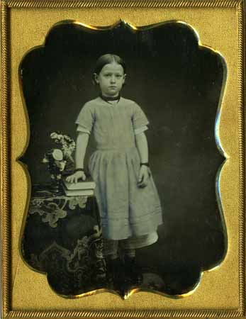 Quarter_Dag_Tinted_Girl_2