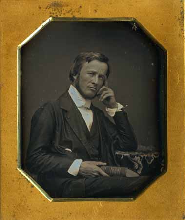 Sixth_Dag_Man_with_Book_1