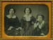 Quarter_Dag_Three-Women_1