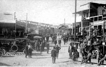 P 69 Oatman street scene
